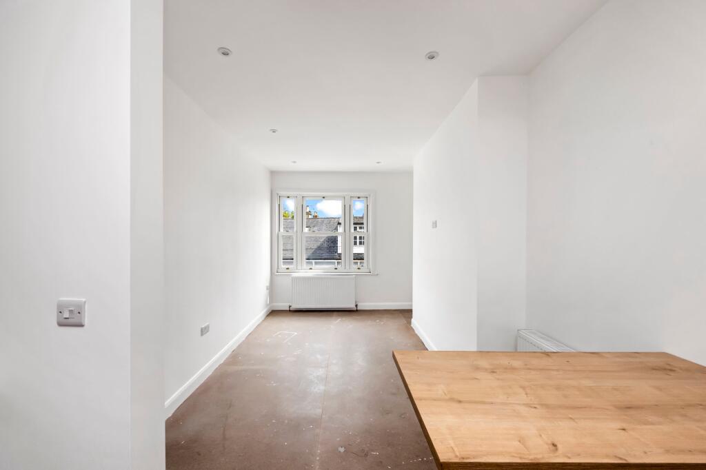 Apartment in Tonbridge - View 5