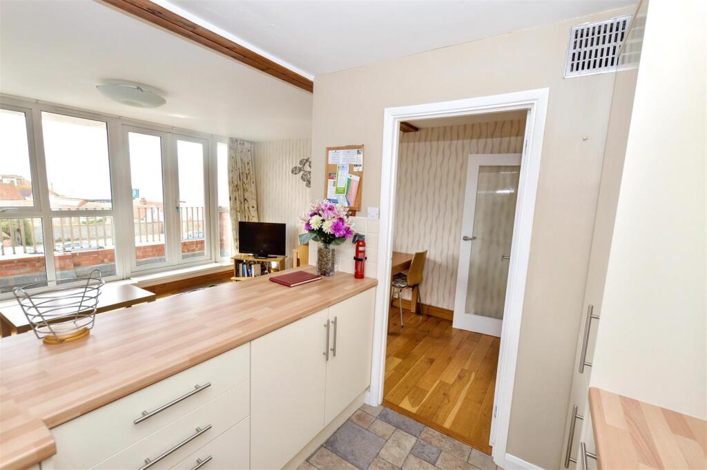 Cliff Road, Sheringham - More