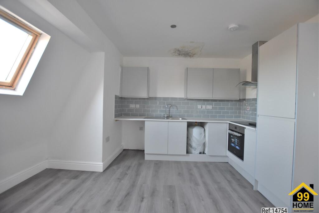Apartment in Bolton, The Haulgh - View 4