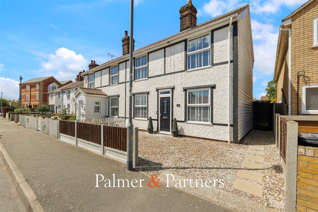 Main image of property: Station Road, Kirby Cross, Frinton-on-Sea, Essex, CO13