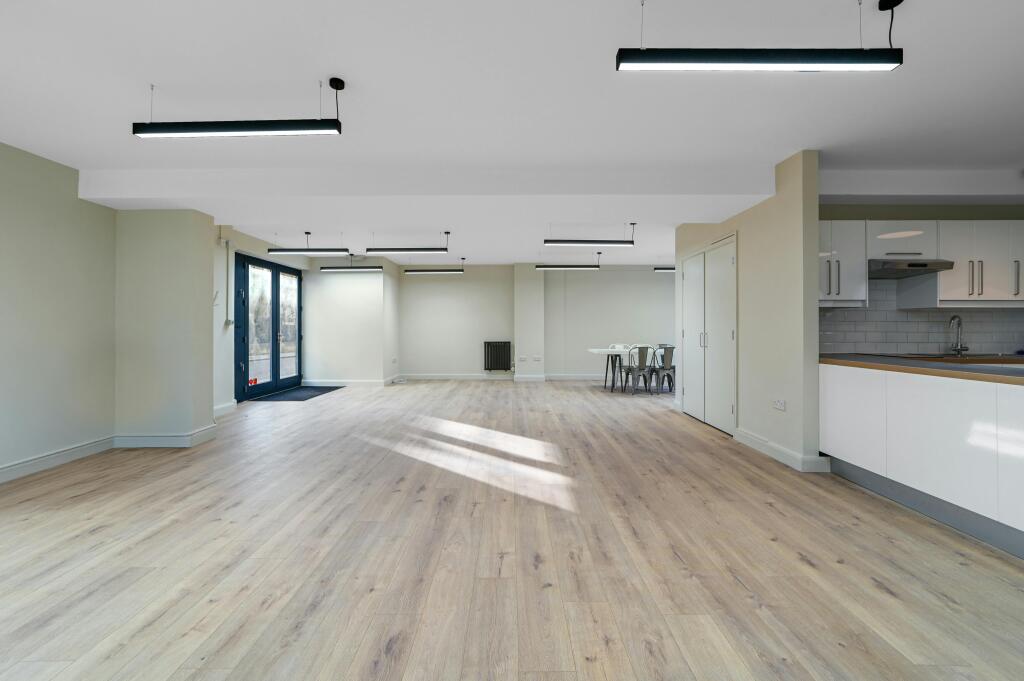 BH-BC-12WatersonStreet-7.JPG
