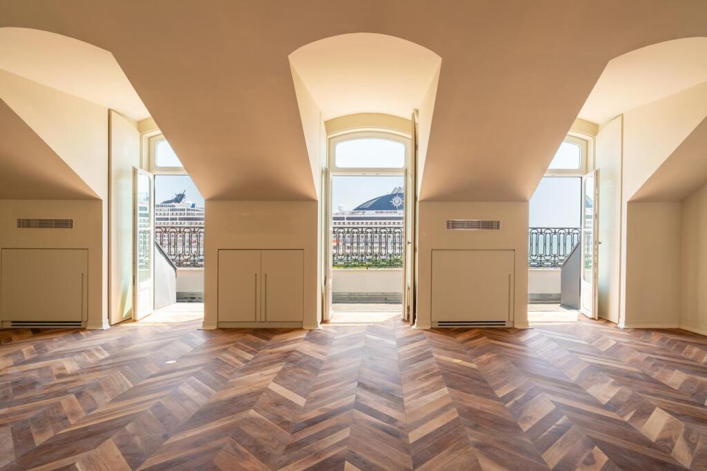 Main image of property: Lisbon, Lisbon