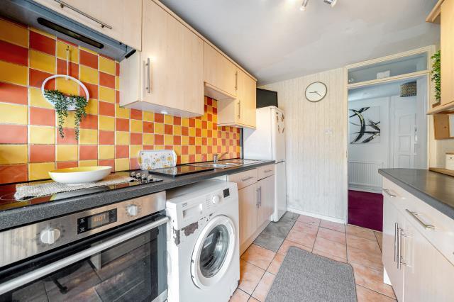 Coleman Close, Basingstoke, Hampshire - View 6
