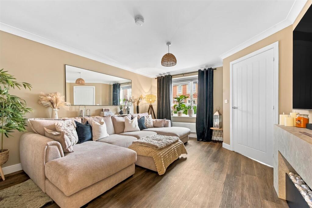 House in Keynsham, Bath and North East Somerset - View 2