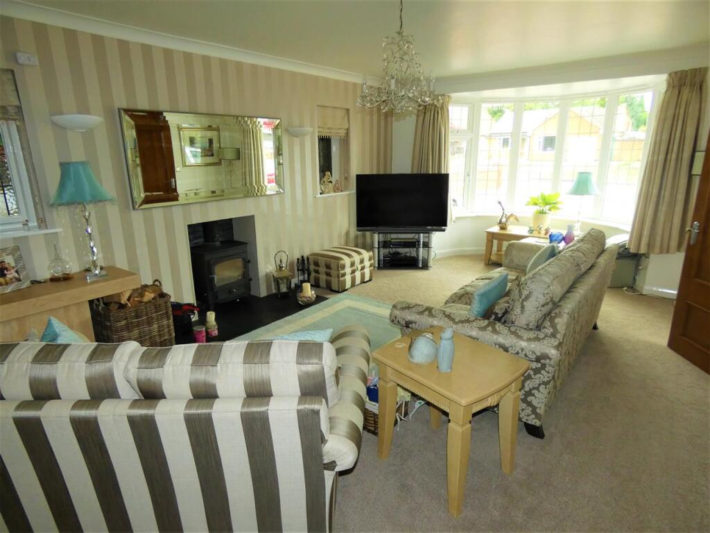 House in Solihull, West Midlands - View 2