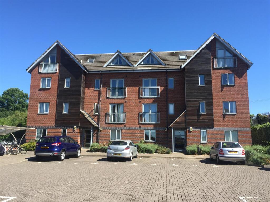 Main image of property: RUGBY