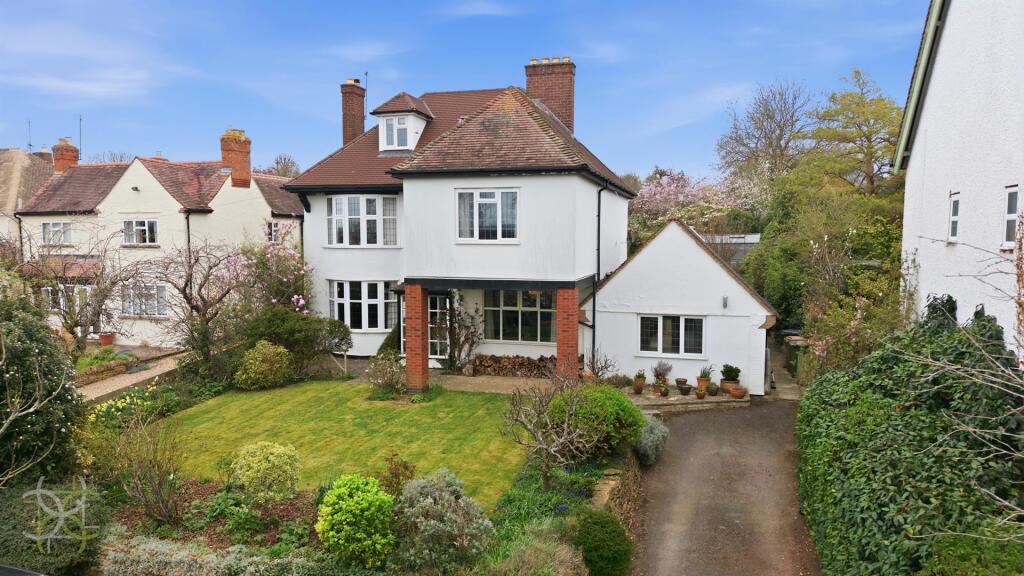 Main image of property: Station Road, Broadway