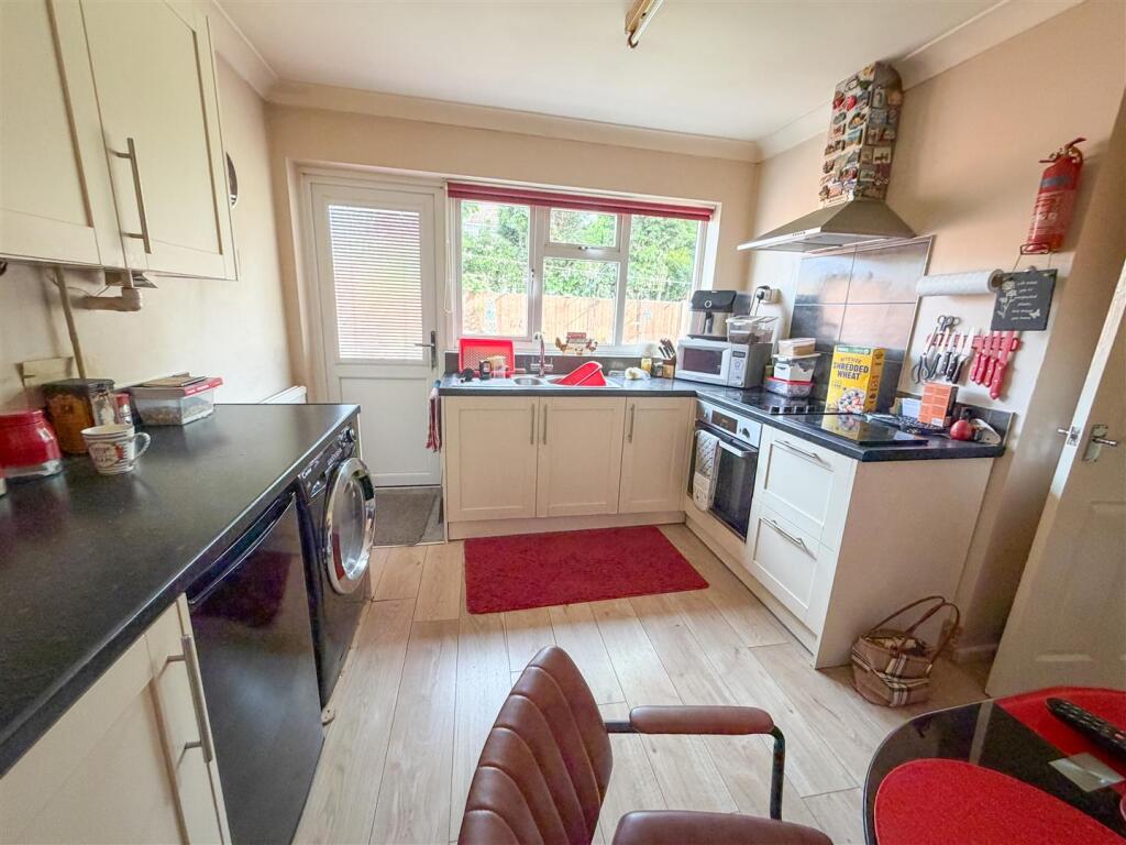 House in Clacton-on-Sea, Great Clacton - More