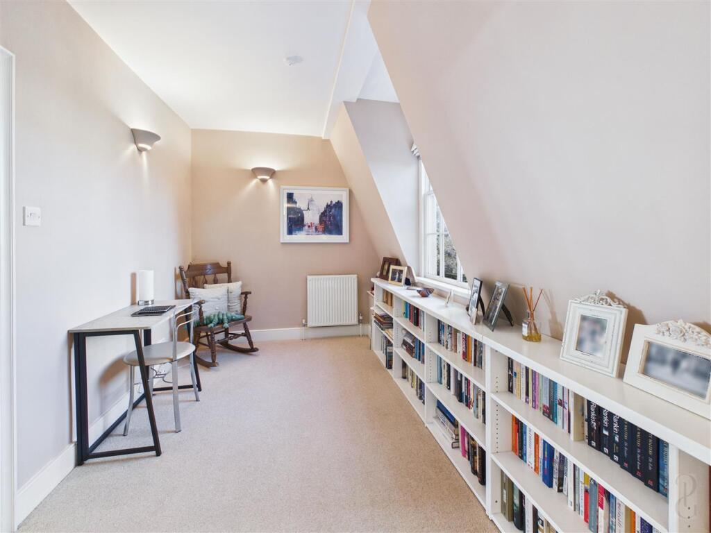 Apartment in Bath - More