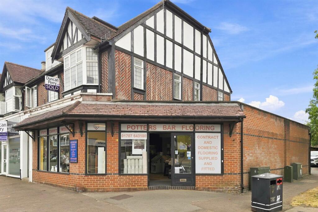 Main image of property: Darkes Lane, Potters Bar