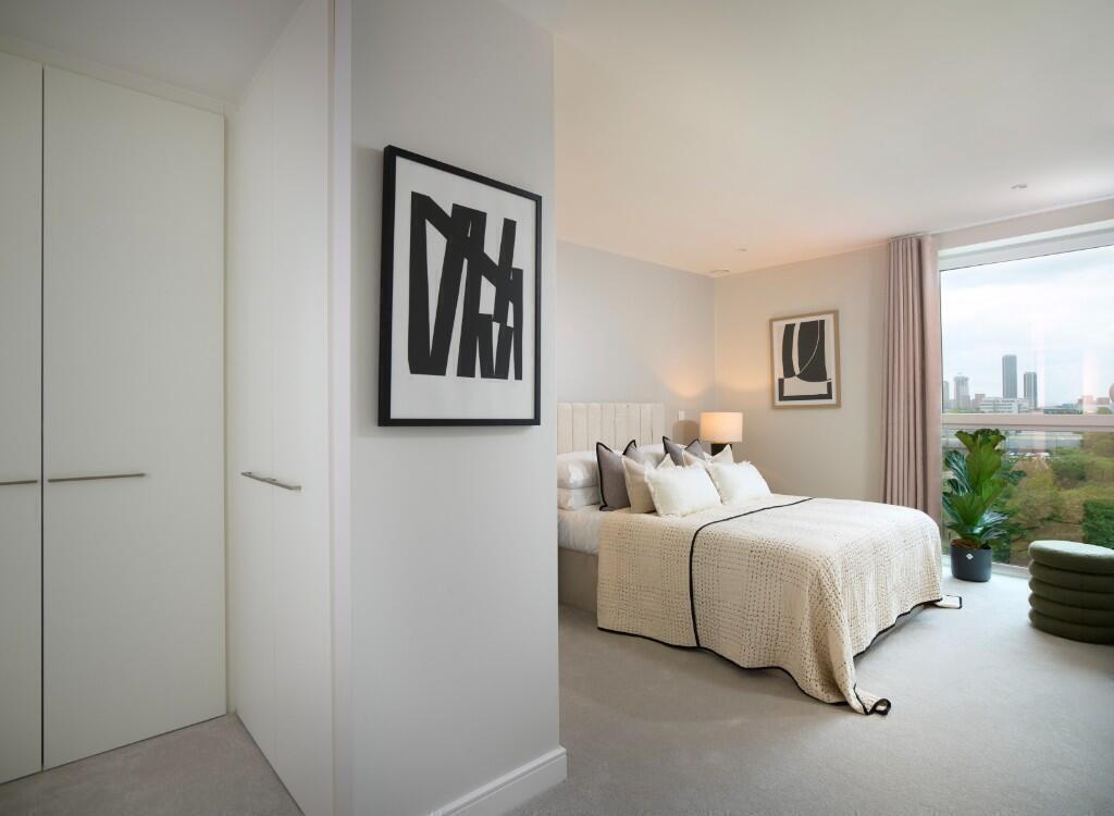 Apartment in Harrow - View 5