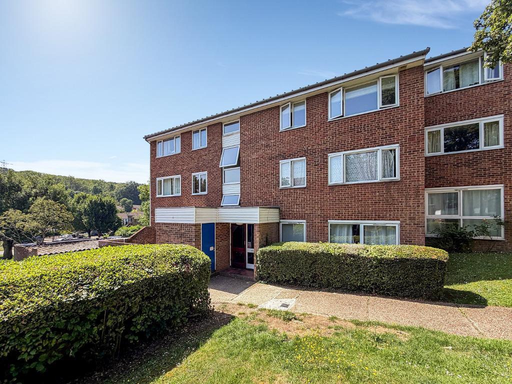 Main image of property: Hartscroft, Linton Glade, South Croydon, CR0 9LE