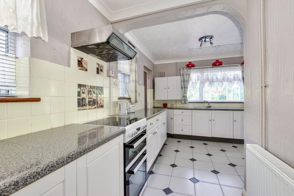 House in Watford - View 5