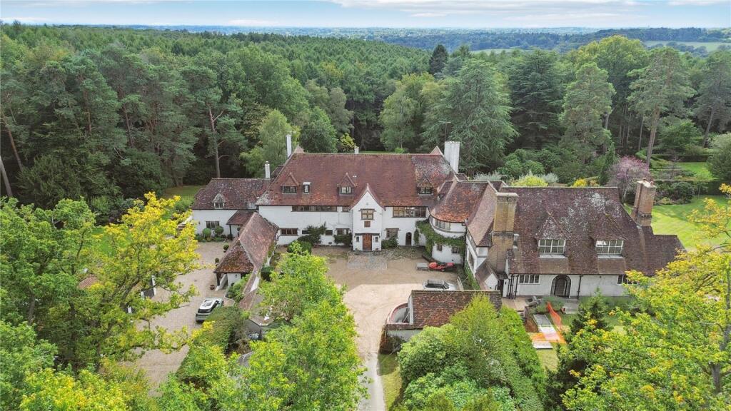 Main image of property: Nightingales Lane, Chalfont St. Giles, Buckinghamshire, HP8