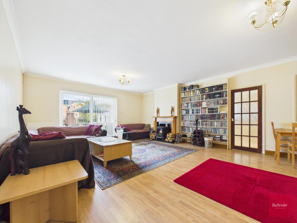House in Swansea, Cockett - View 4