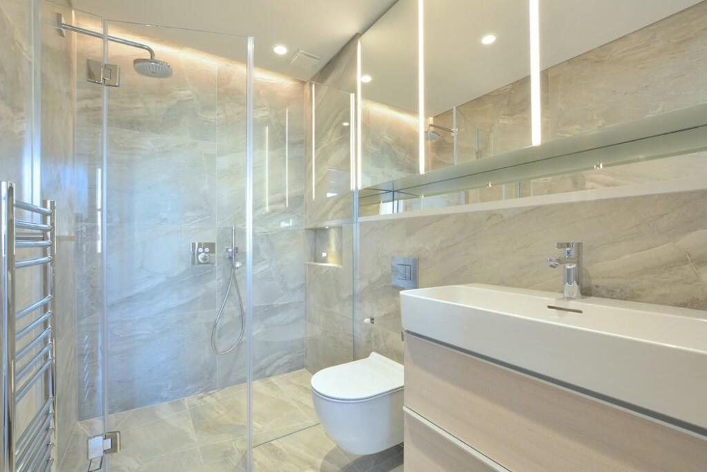 3 bedroom maisonette for rent