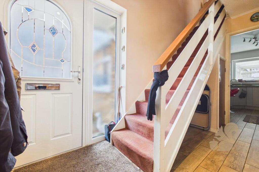 Thornwood Close, West Mersea, CO5 photo 3