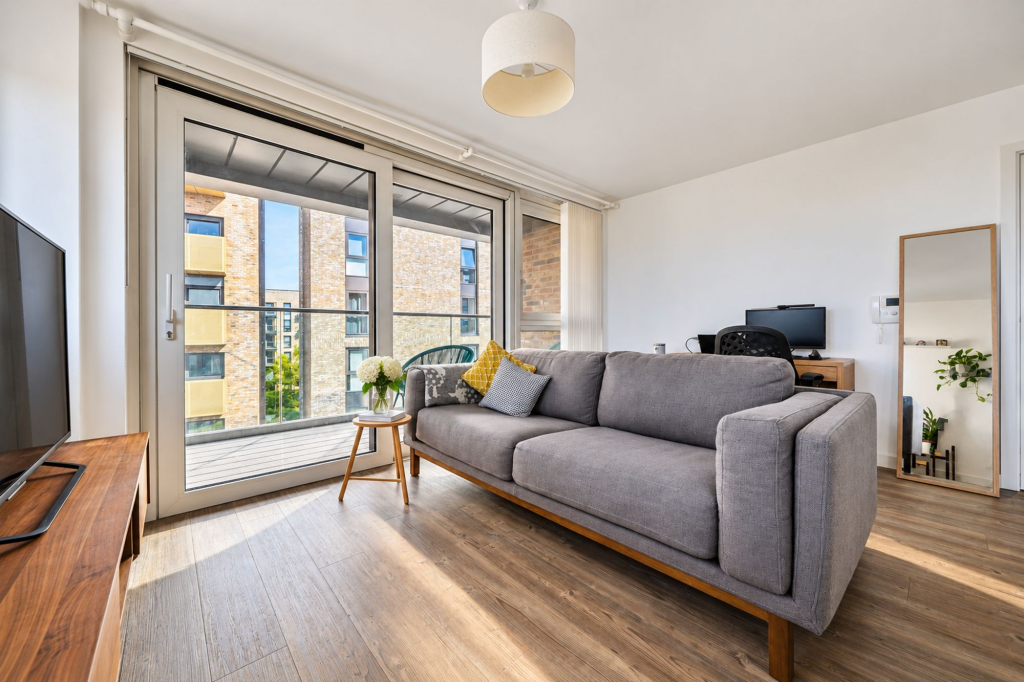 Apartment in London, Greenland Place, New Cross Gate - More