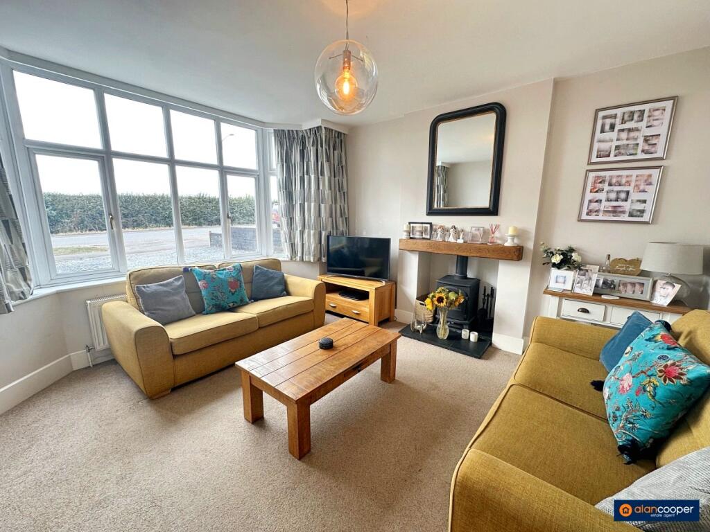 Higham Lane, Nuneaton, CV11 6AR photo 4