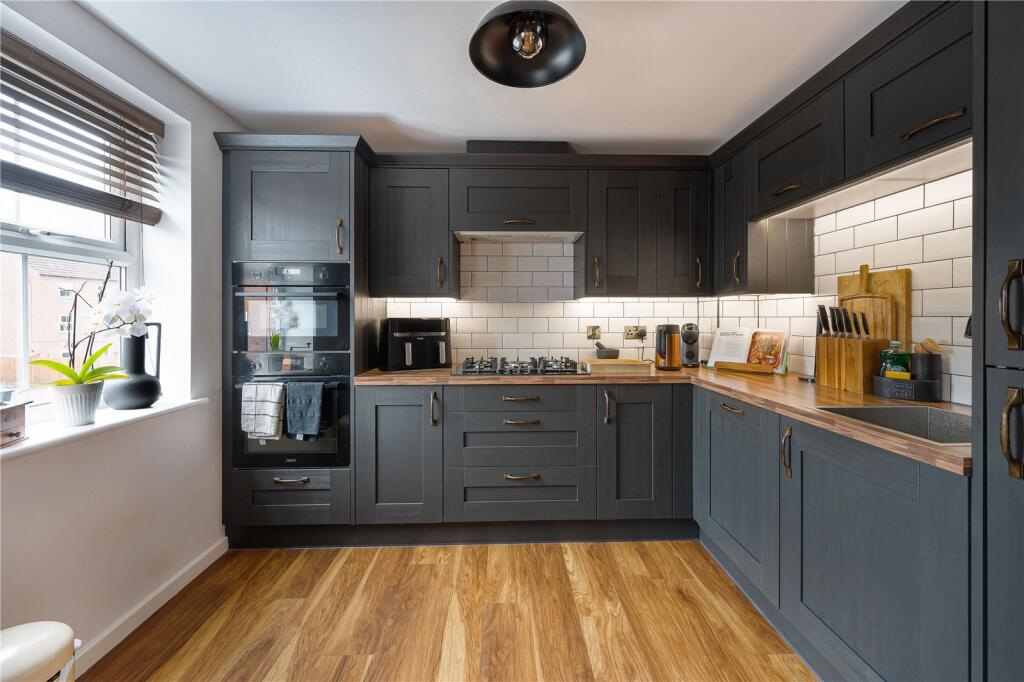 House in Nottingham - View 2