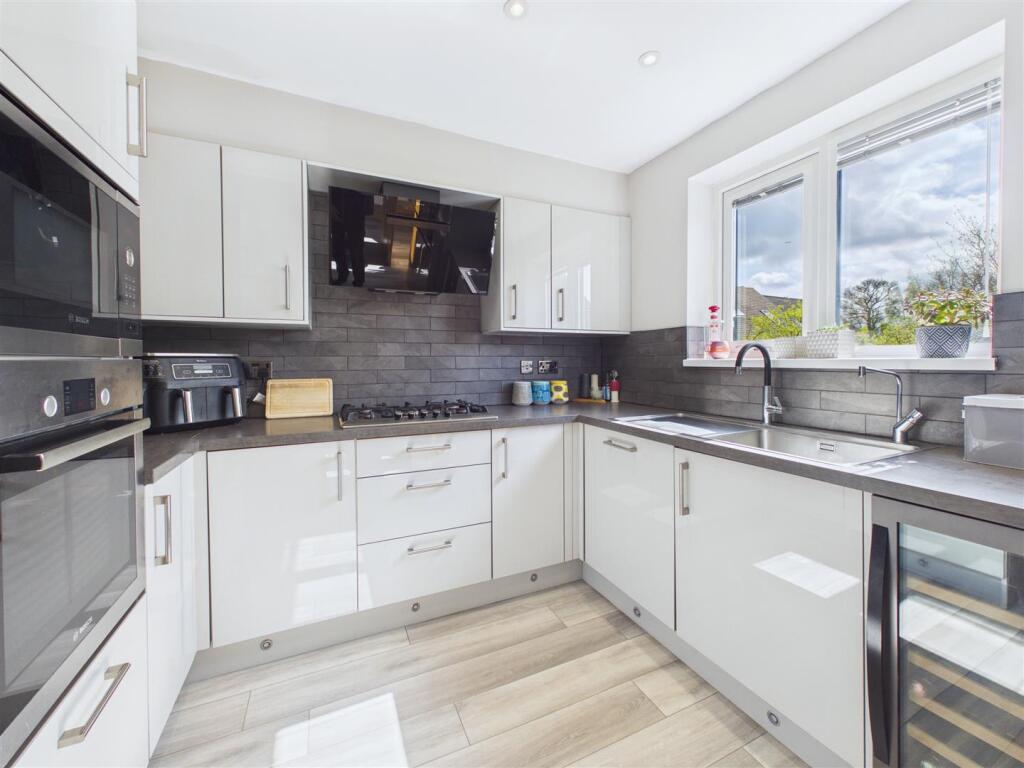 Kensington Drive, Lodge Moor, Sheffield photo 2