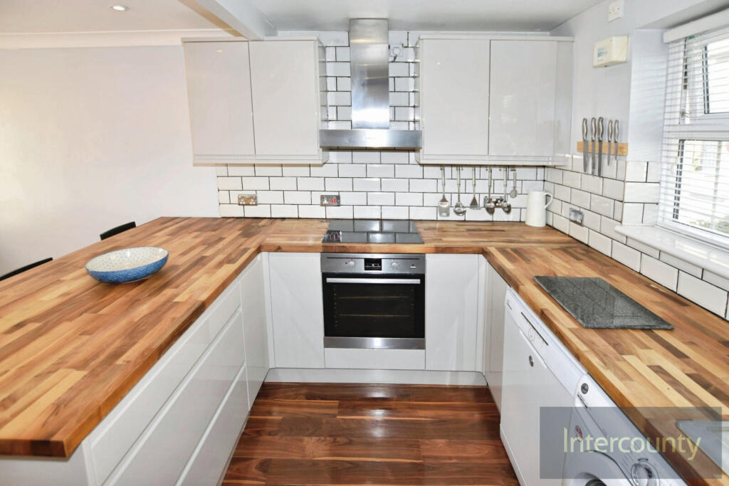 Apartment in Uttlesford, Flitch Green - View 2