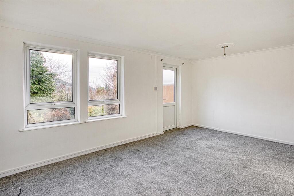 Dale Park Avenue, Kilburn, Belper photo 3