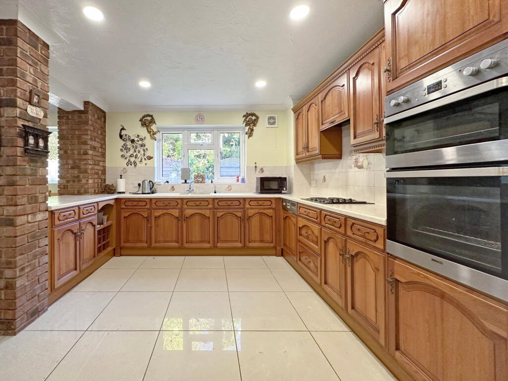 Additional image 3 of Chalford, Westbury, BA13