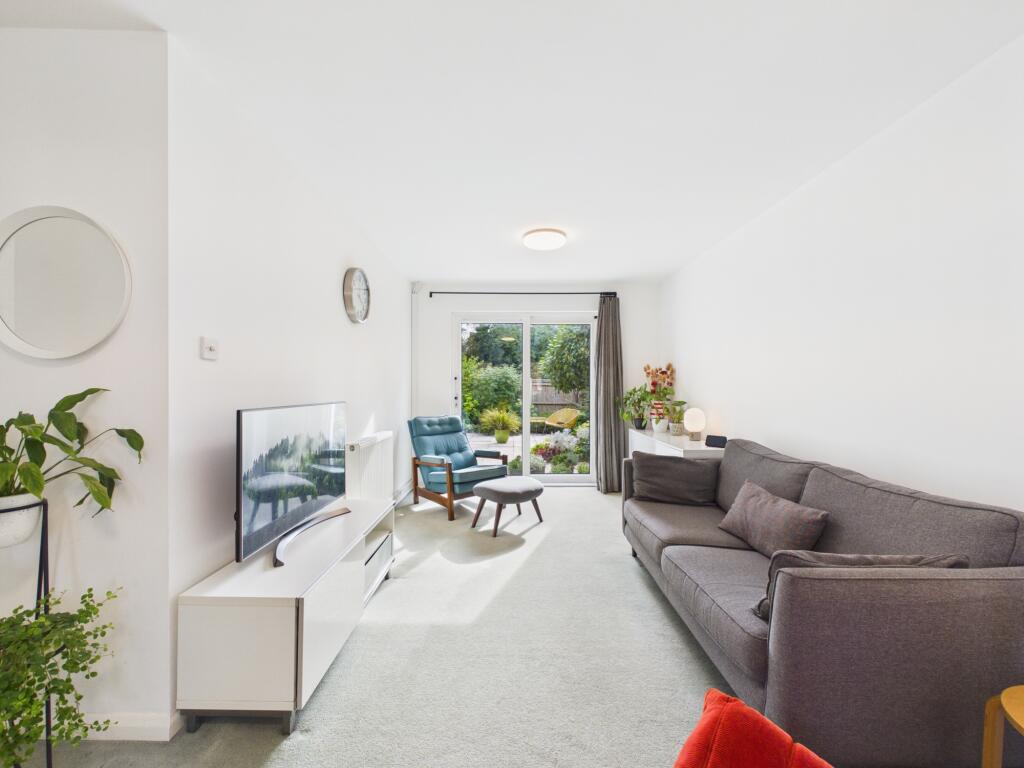 House in Horsham, North Heath, North Horsham - View 4