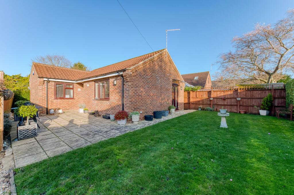 2-bed bungalow on Sheldrick Place, Dereham, £260,000