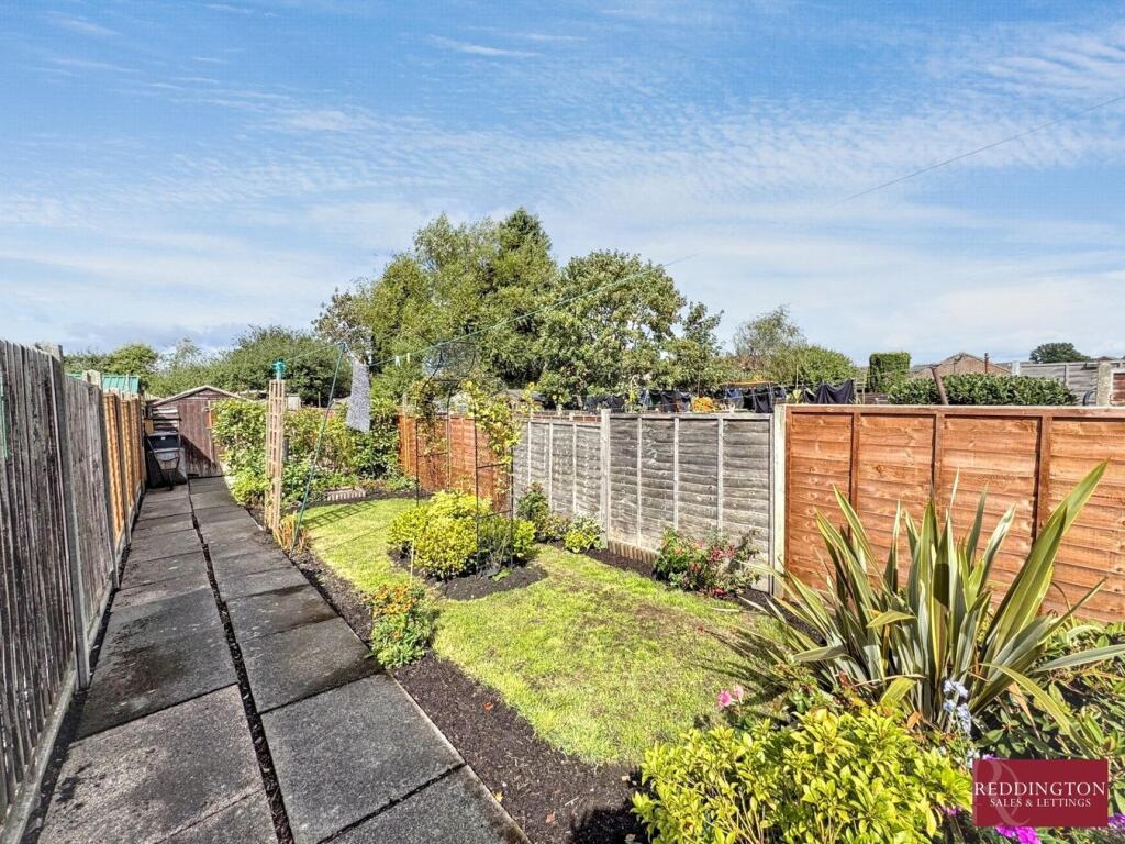 House in North West Leicestershire, Hugglescote Grange, Greenhill - More