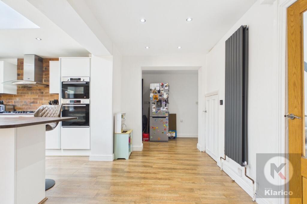 Knutswood Close, Birmingham, B13 - View 2