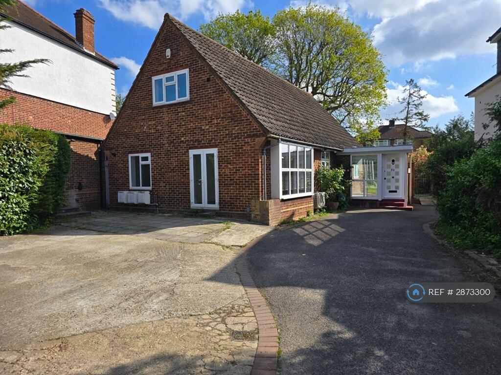 Main image of property: South Lodge Drive, London, N14