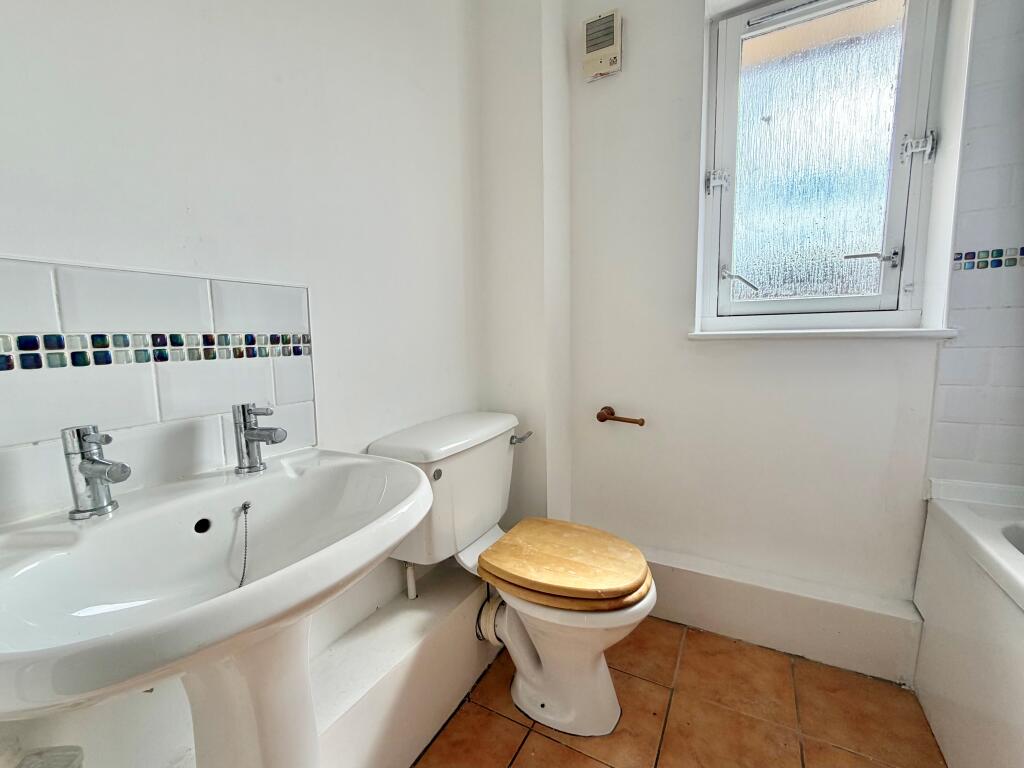 Apartment in Glasgow - More