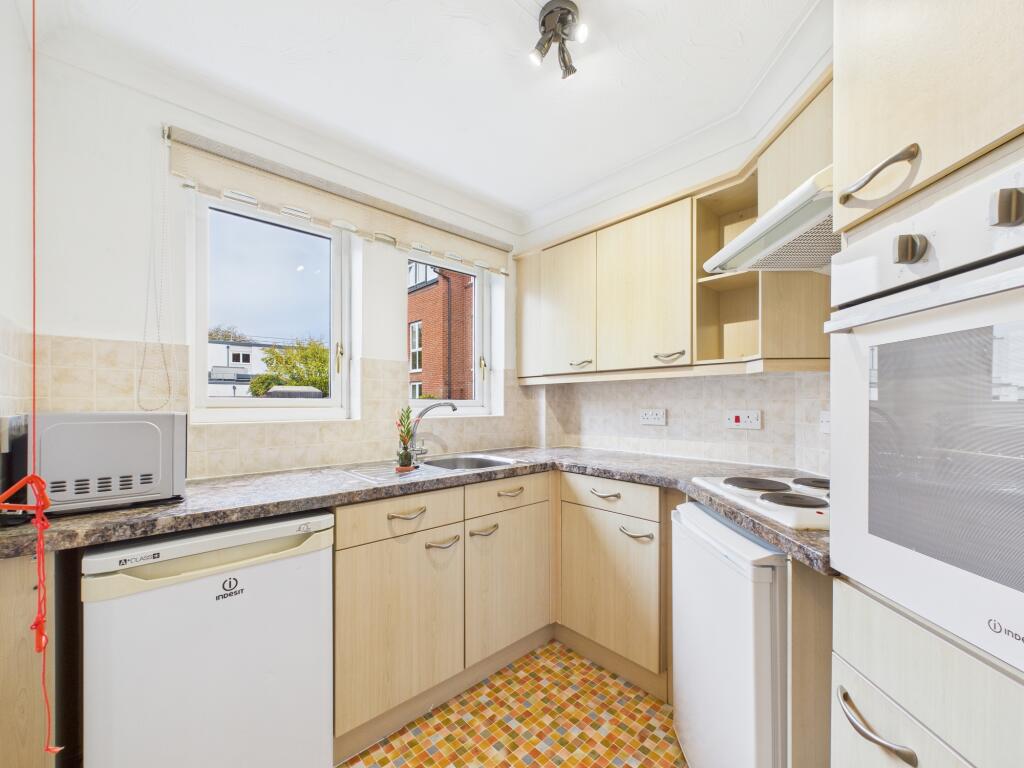 Apartment in Derby, West End, Little Chester - View 3
