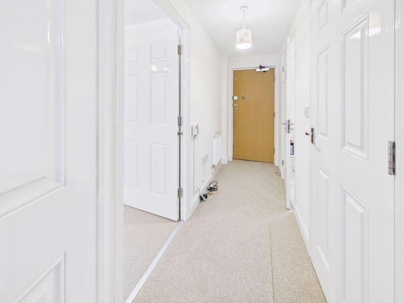 Dene Court, Stafford Road, Caterham photo 4