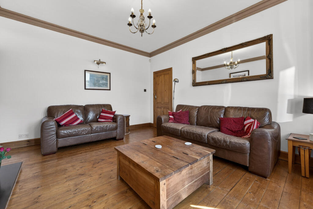 52 Kingsknowe Drive, Edinburgh, EH14 photo 4