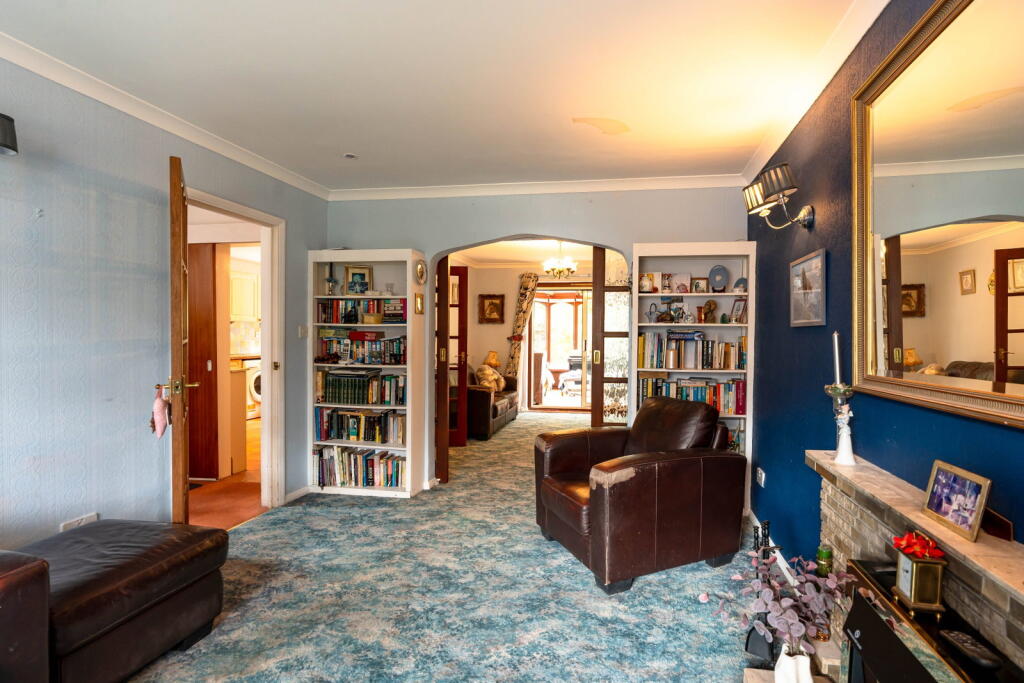 House in South Oxfordshire, Cholsey - More