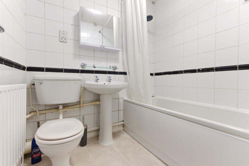 Additional image 7 of Aldbury Close, St. Albans, Hertfordshire, AL4
