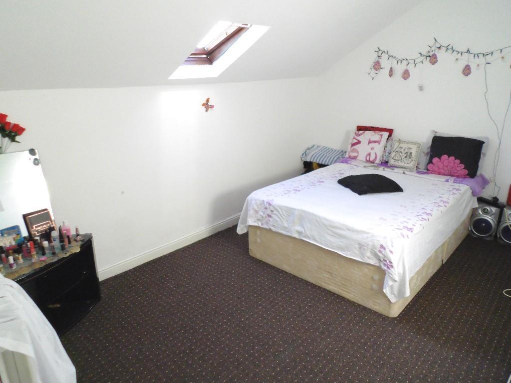 Coldcotes Avenue, Leeds, LS9 photo 5