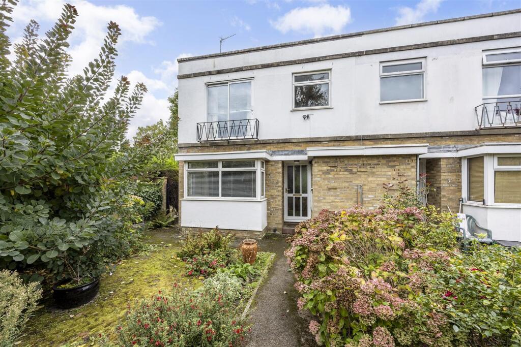 Main image of property: St. Stephens Close, The Park, Cheltenham