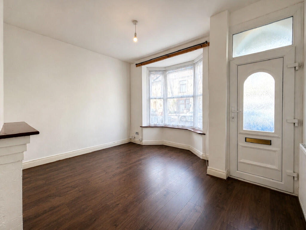 House in Portsmouth - View 4