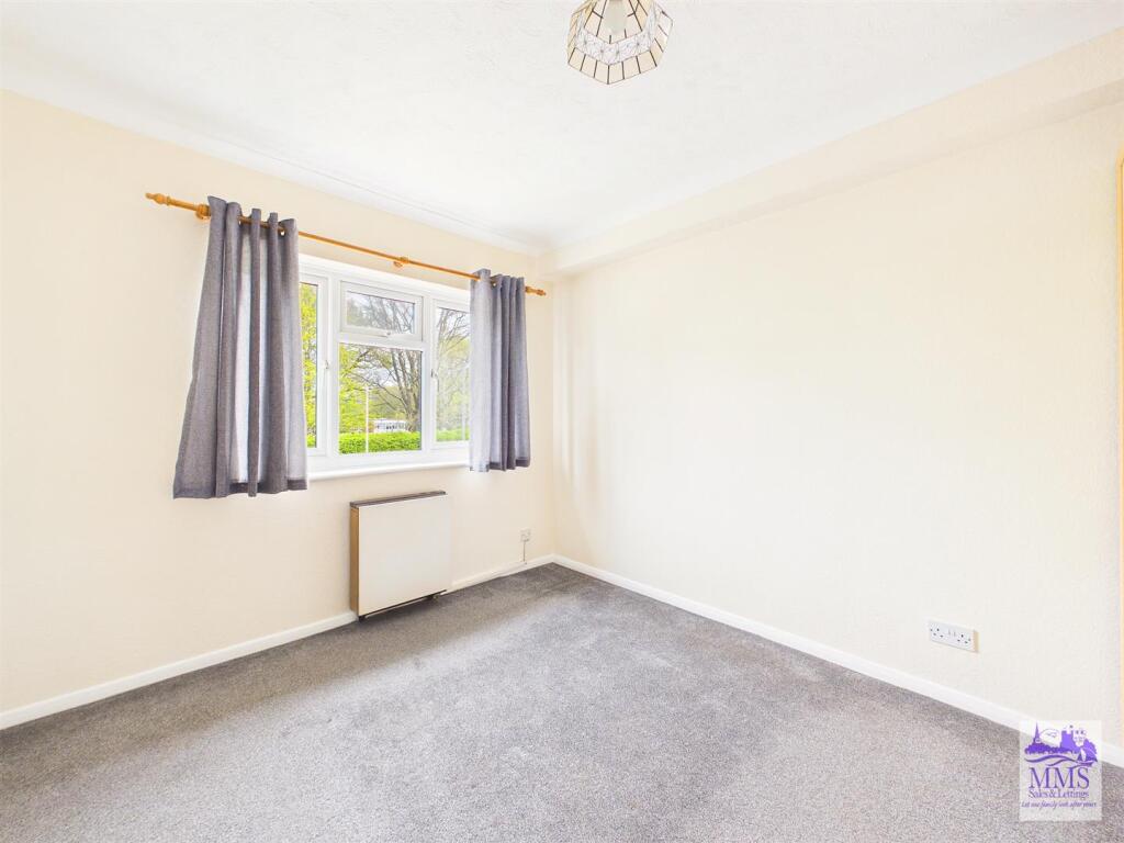 Apartment in Maidstone, Kent - View 5