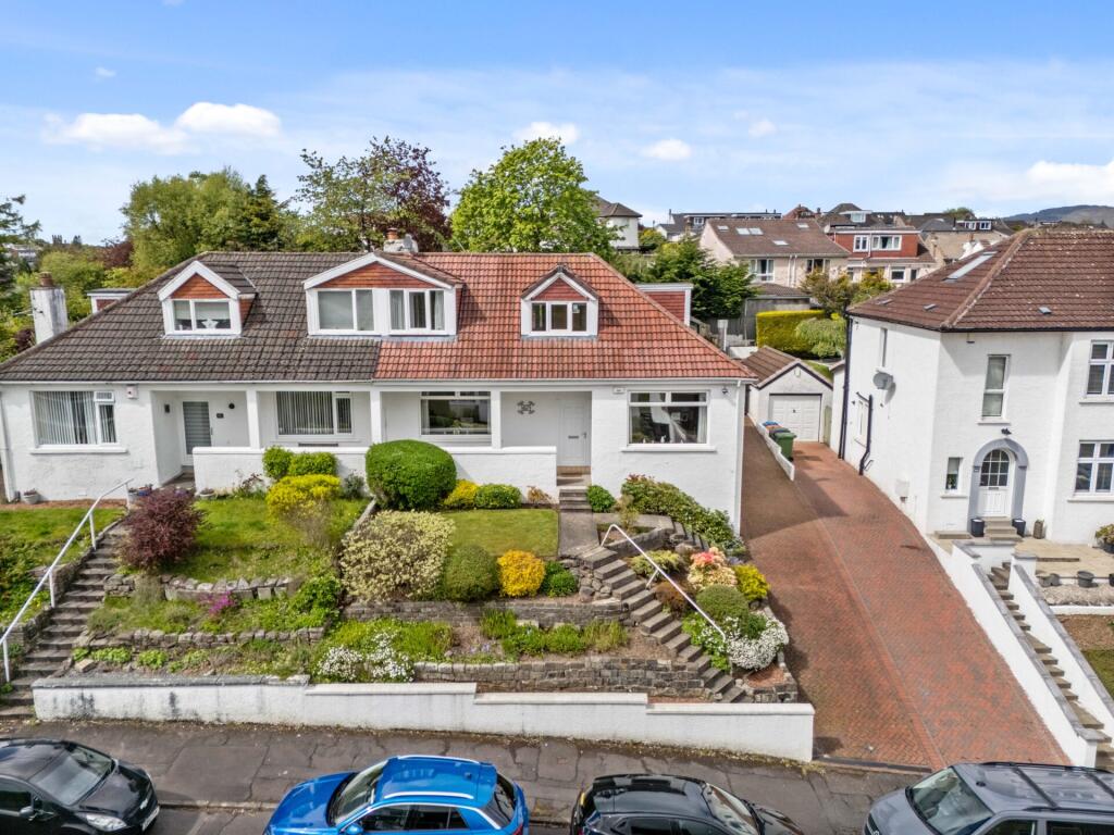 Main image of property: 62 Braeside Avenue, Milngavie, G62 6NN