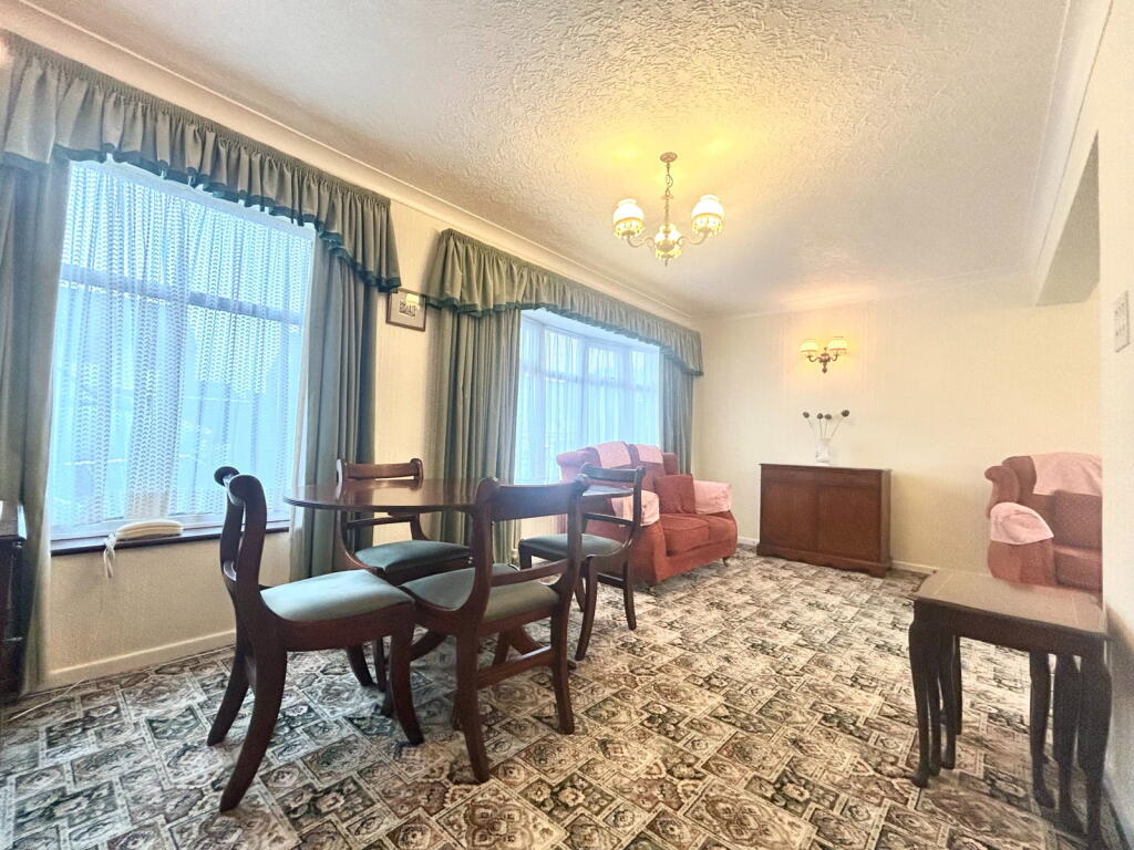 House in Dudley - View 4