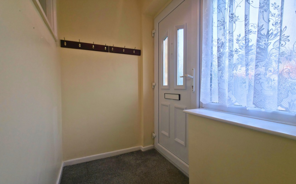 Vauxhall Drive, Woodley, Reading, Berkshire, RG5 photo 4