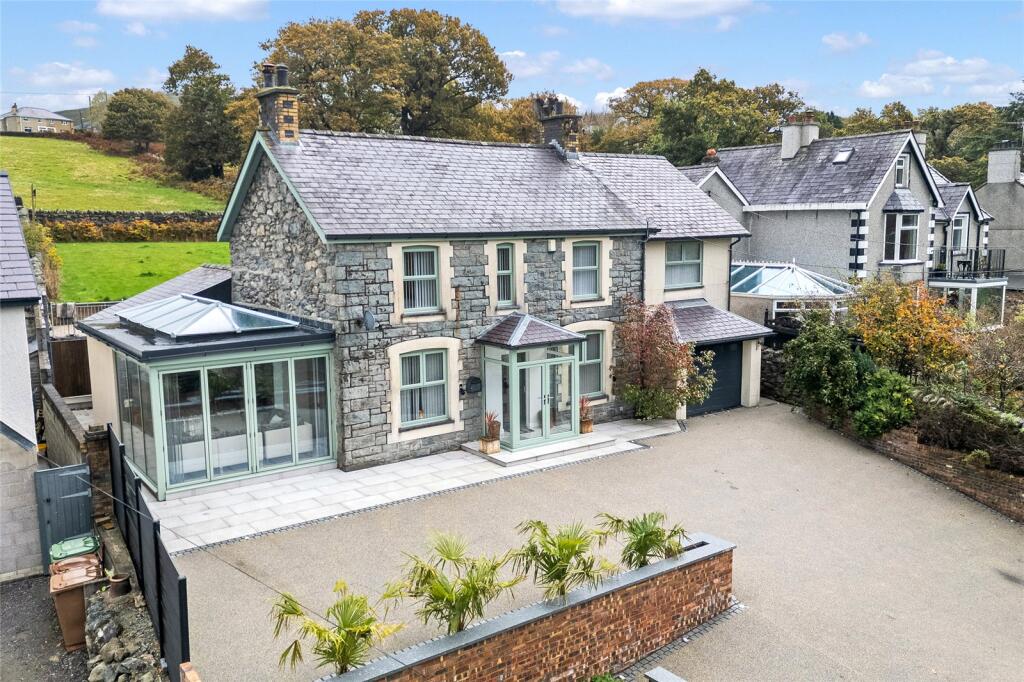 Main image of property: Bethesda, Bangor, Gwynedd