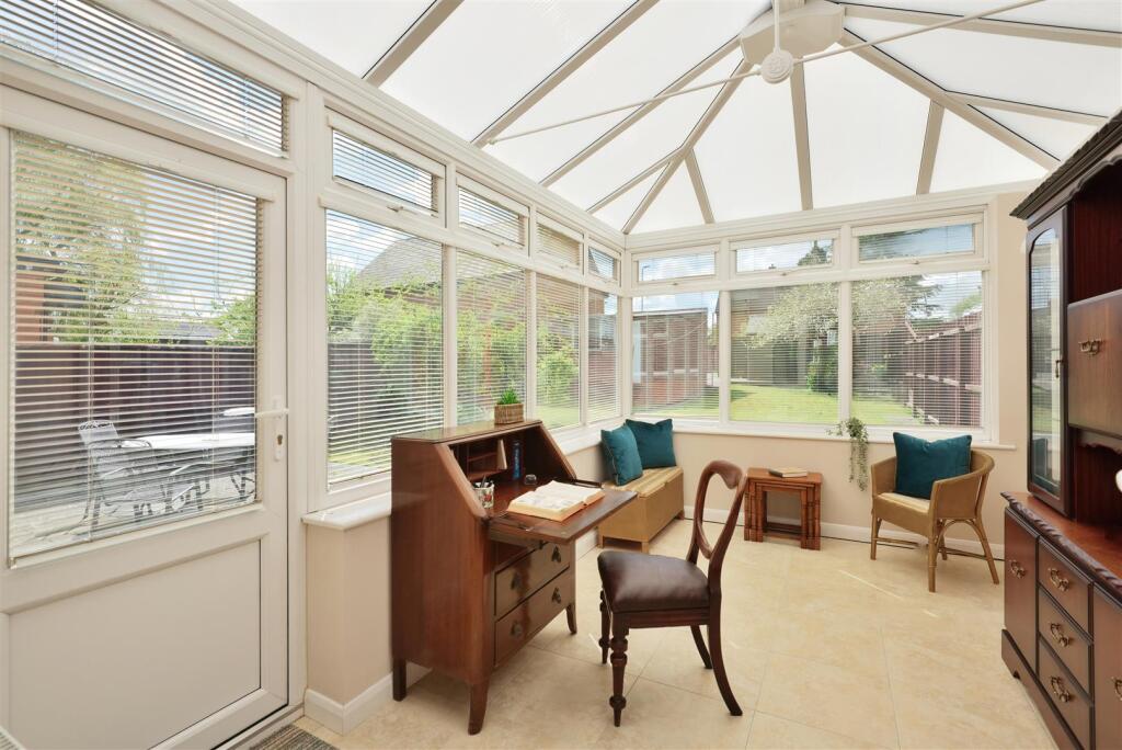 House in Hereford, Herefordshire - More