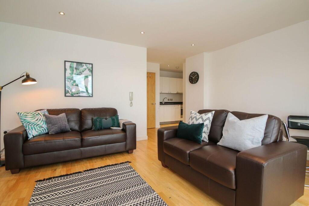 Apartment in Liverpool - View 5