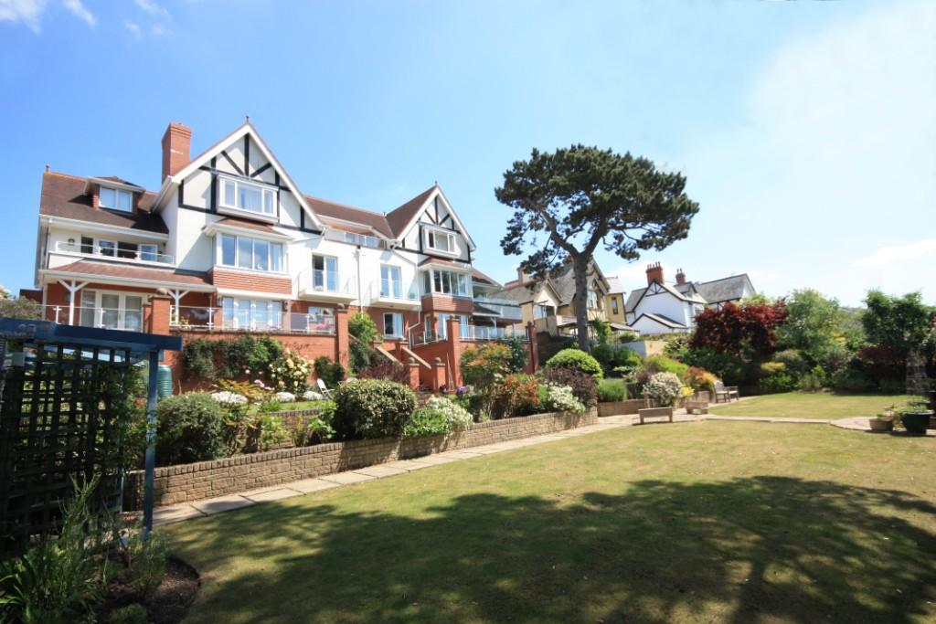 PENTHOUSE,  VARDRE APARTMENTS, 10 Ty Mawr Road, Deganwy, Conwy, LL31 9UD photo 3
